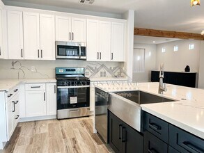 1674 S Constellation Way in Gilbert, AZ - Building Photo - Building Photo