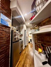 57 Thompson St, Unit 1B in New York, NY - Building Photo - Building Photo