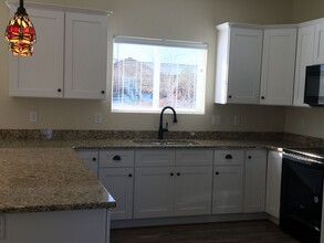133 N 900 W in Cedar City, UT - Foto de edificio - Building Photo