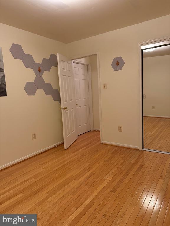 property at 19 Allenhurst Ct