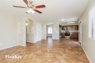 16055 W Moreland St in Goodyear, AZ - Building Photo - Building Photo