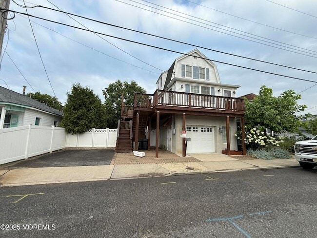 66 Sea Drift Ave in Highlands, NJ - Building Photo - Building Photo