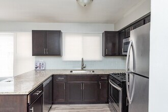 3058 N Kostner Ave in Chicago, IL - Building Photo - Building Photo