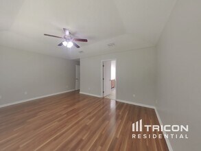 495 Apple Creek Dr in Jacksonville, FL - Building Photo - Building Photo