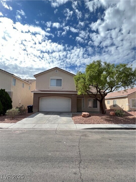 3809 Magenta Hills Dr in North Las Vegas, NV - Building Photo
