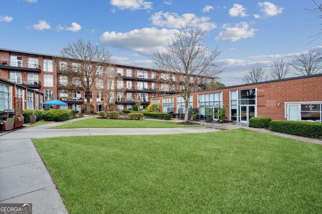 property at 5200 Peachtree Rd