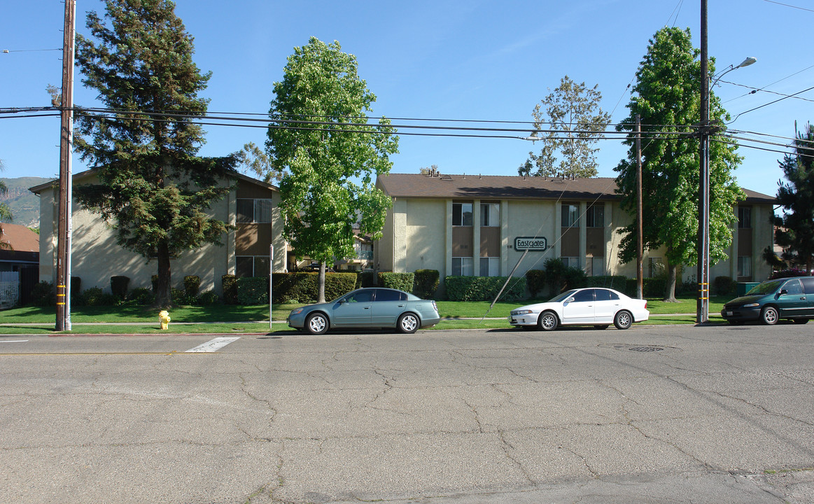 Eastgate Apartments in Santa Paula, CA - Building Photo