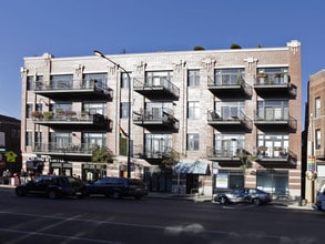 3500 N Halsted St in Chicago, IL - Building Photo - Building Photo