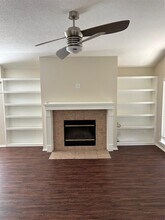 1403 Haley Gray Dr in Pflugerville, TX - Building Photo - Building Photo