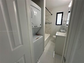 7935 Crespi Blvd in Miami Beach, FL - Building Photo - Building Photo