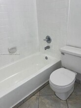 20800 NE 8th Ct in Miami, FL - Building Photo - Building Photo