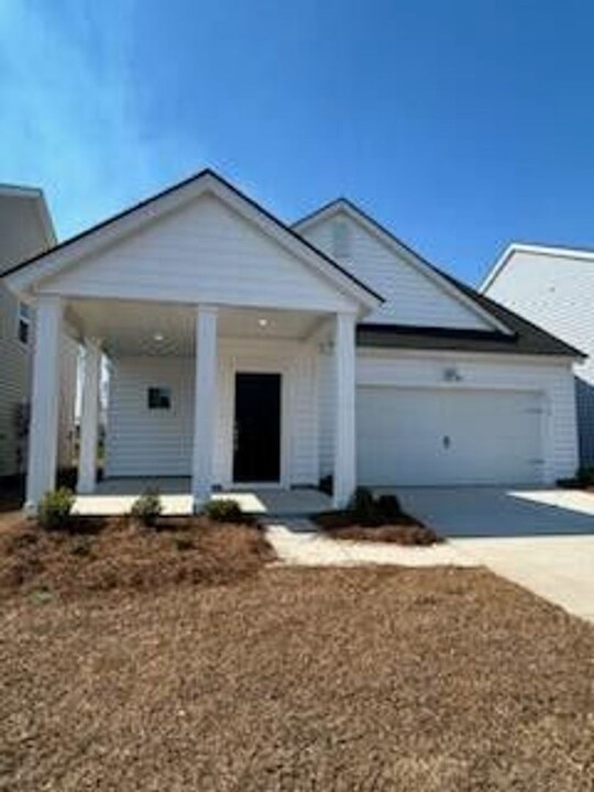 1016 Meadows Ln in Summerville, SC - Building Photo