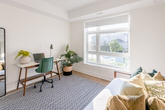 180 Cope Dr in Ottawa, ON - Building Photo - Building Photo