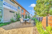 1632 W. 218th St. in Torrance, CA - Foto de edificio - Building Photo