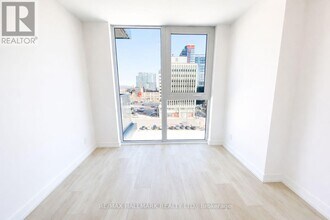 75 James St S in Hamilton, ON - Building Photo - Building Photo