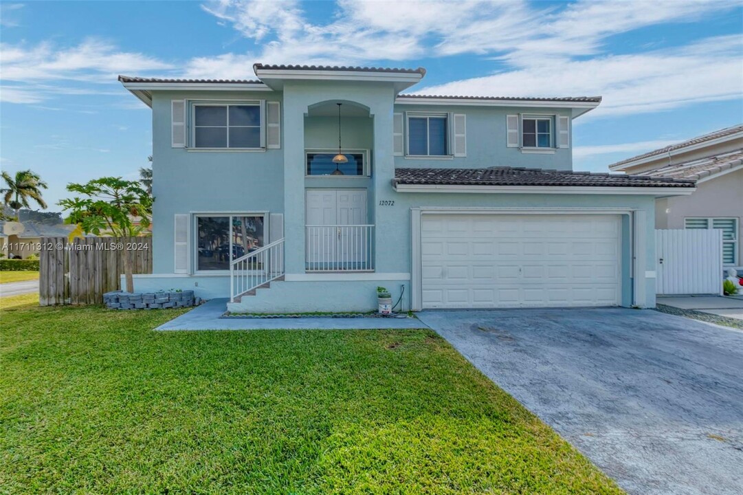 12072 SW 250th Terrace in Homestead, FL - Building Photo