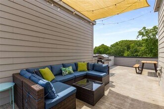 1265 Wright Ln SE in Atlanta, GA - Building Photo - Building Photo