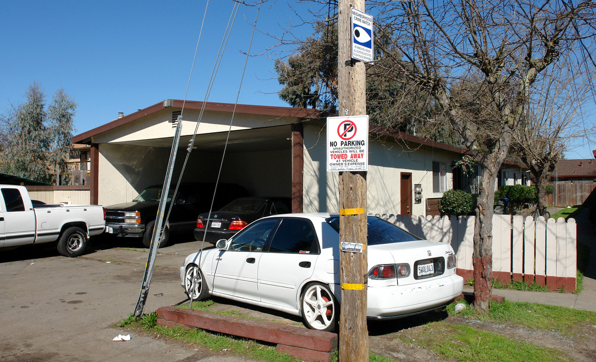 2537 Corby Ave in Santa Rosa, CA - Building Photo