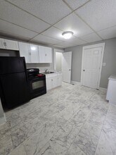 2207 S Walnut St in Muncie, IN - Building Photo - Building Photo