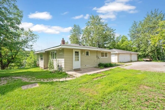 property at 602 E Upham Rd