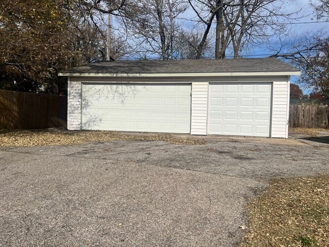 1403 N Vassar Ave in Wichita, KS - Building Photo - Building Photo