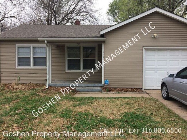 property at 619 N Parkwood Ln