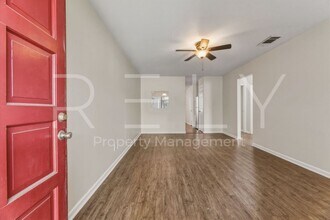 205 W William Cannon Dr in Austin, TX - Building Photo - Building Photo