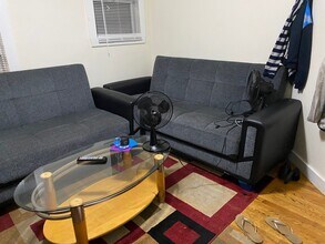 17 Bay St, Unit 2R in Cambridge, MA - Building Photo - Building Photo