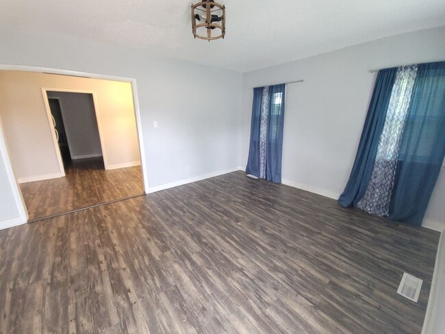 915 Edgerton St in Goldsboro, NC - Building Photo - Building Photo