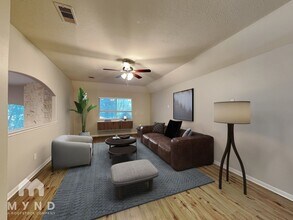 1003 Summer Wood Blvd in Conroe, TX - Building Photo - Building Photo