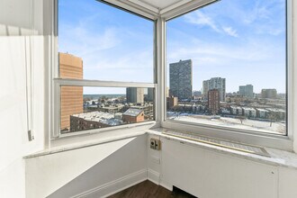 720 W Gordon Terrace in Chicago, IL - Building Photo - Building Photo