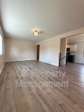 105 Riverview Dr W in Great Falls, MT - Building Photo - Building Photo