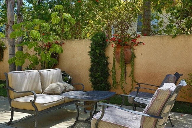 property at 31 Arbor Walk Ln