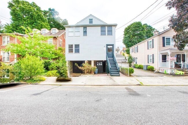 property at 26 N Eckar St