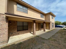 904 Clairidge Ave in Killeen, TX - Building Photo