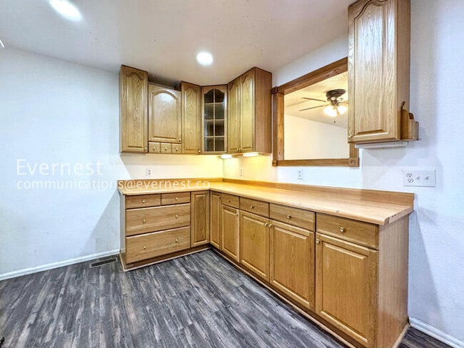 17401 E Gunnison Pl in Aurora, CO - Building Photo - Building Photo