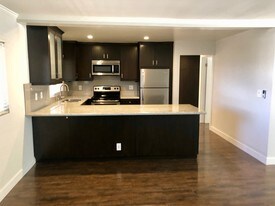 Manhattan Beach Luxury Apartments For Rent Ca 1200 Manhattan Beach Blvd Apartments