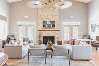 Westgate Apts & Townhouses LP in Manassas, VA - Building Photo - Building Photo