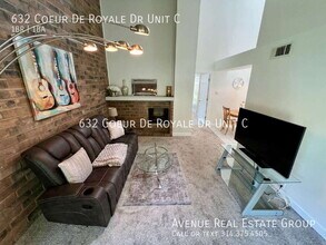 632 Coeur de Royale Dr in St. Louis, MO - Building Photo - Building Photo
