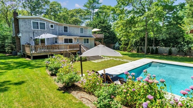 property at 18 Bayview Rd