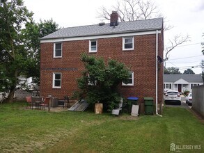 53 Coolidge Ave in Edison, NJ - Building Photo - Building Photo