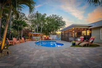 808 Rustic Oaks Dr in Palm Harbor, FL - Building Photo - Building Photo