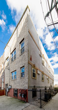 569 Van Siclen Ave in Brooklyn, NY - Building Photo - Building Photo