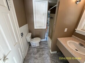 1711 E Lynn St in Anderson, IN - Foto de edificio - Building Photo