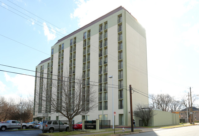 Cumberland Towers in Little Rock, AR - Foto de edificio - Building Photo