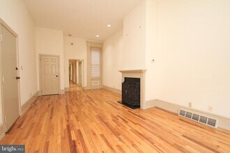 1513 Green St in Philadelphia, PA - Building Photo - Building Photo