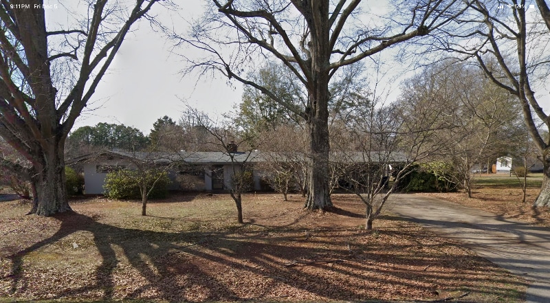 815 Redland Rd in Advance, NC - Building Photo