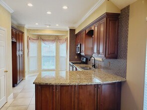 8900 S Somerset Ln in Alpharetta, GA - Building Photo - Building Photo