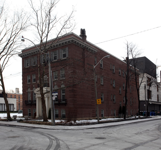 University Apartments in Toronto, ON - Building Photo - Building Photo