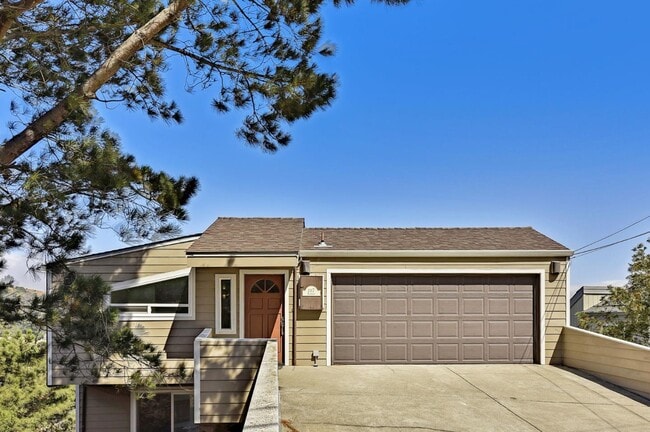 property at 1117 Humboldt Rd